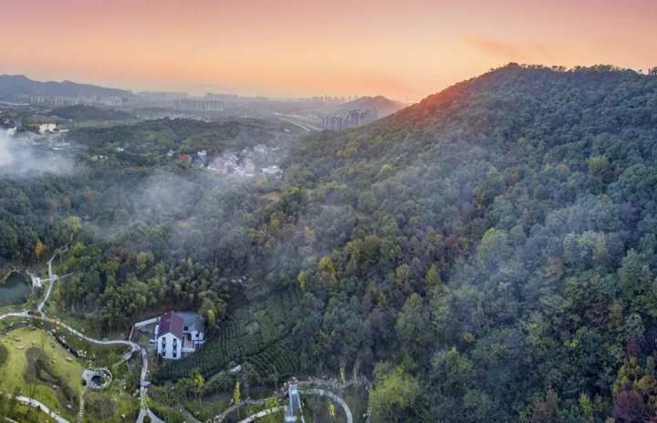 保定驴友推荐免费景点_推荐台湾当地经典景点_杭州景点推荐