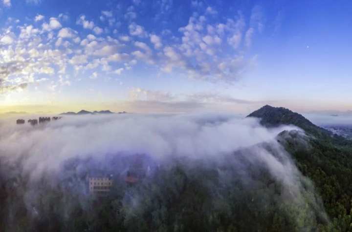 推荐台湾当地经典景点_保定驴友推荐免费景点_杭州景点推荐